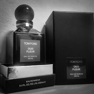 OUD FLEUR BY TOM FORD 250ML EDP DECANTER SPLASH (NEW WITH BOX)